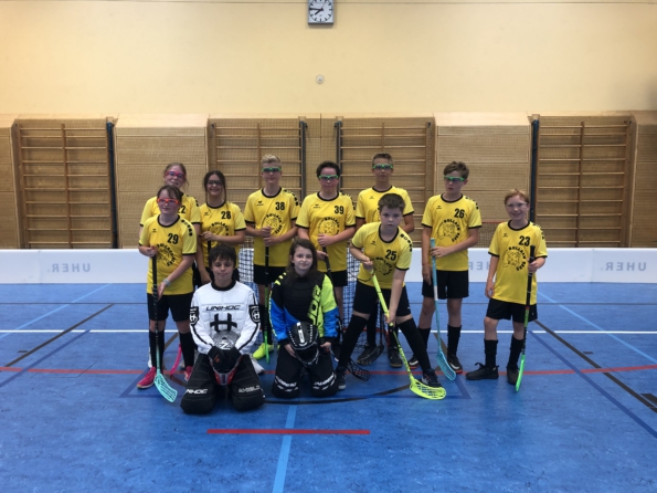 U15 Floorball-Team der Bullach Bees