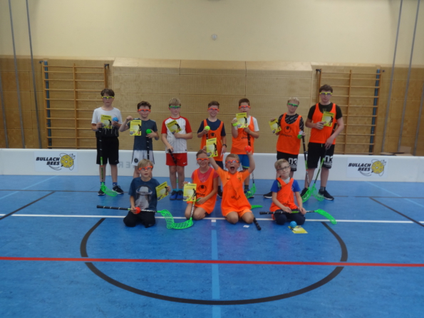 Teilnehmer des Floorball-Ferienprogramms