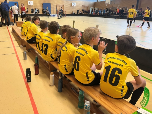Floorball-Team der Bullach Bees bei FC Stern München